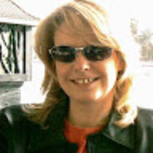 Meet your Posher, Joelle